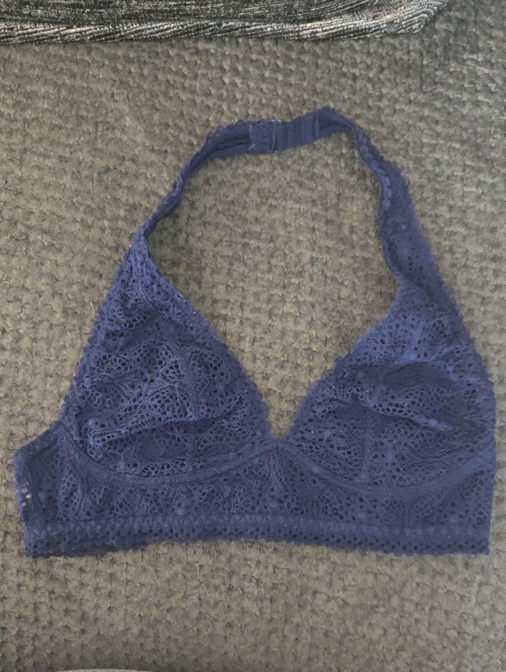 Victoria's Secret Navy Lace Halter Bralette Size XS